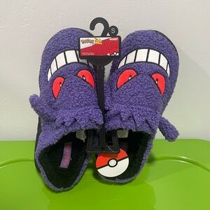🚫🚫SOLD🚫🚫 Sold Out Pokemon Sherpa Gengar Slippers Small 7/8